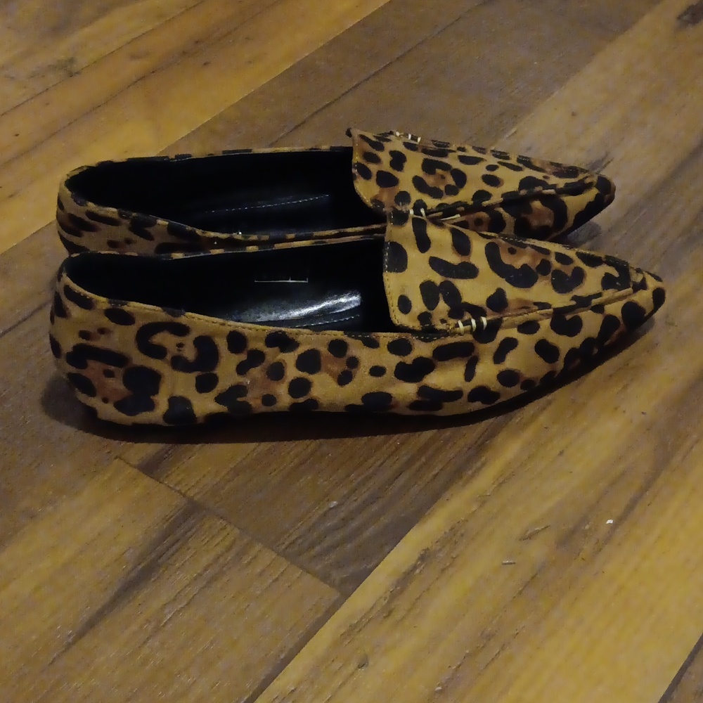 Ladies Shoes - Picture 2 of 6